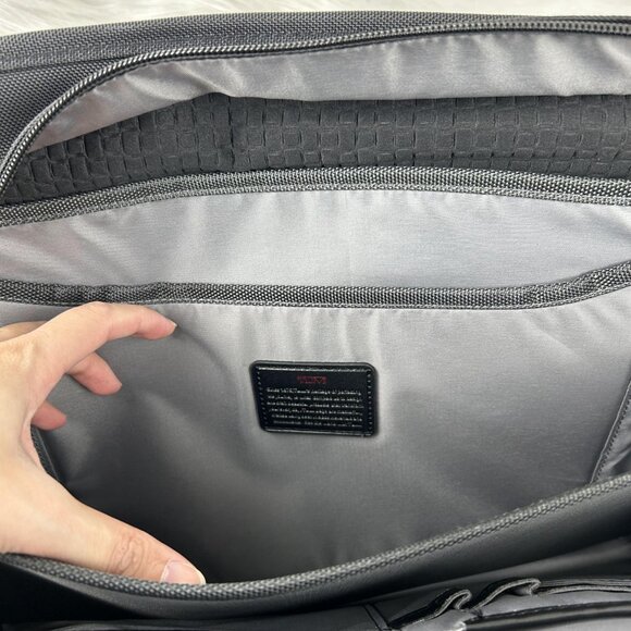 NEW TUMI  ALPHA Slim Three Way Brief in black Authentic - Picture 10 of 14